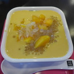 満記甜品 - 楊枝甘露(ヨンジーガムロー/HKD35)