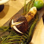 喜助 - 最高級国産泉佐野の焼き松茸　シンプルに焼きで。