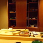 やました - 店内　カウンター