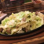 林家 - 豚肉とキャベツのにんにく炒め