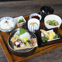 旬のお造りと天麩羅の御膳