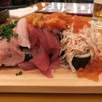 Hamayaki Kaisen Izakaya Daishousuisan - ぶっかけ寿司こぼれ盛り