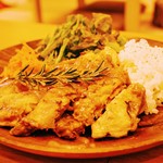 畳カフェ&バー くまさん家