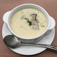 厳選洋食さくらい - 牡蠣のチャウダー ¥800