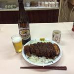 田村食堂 - カツ皿￥1,250+瓶ビール\700