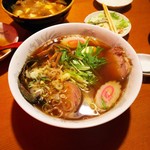 太幸 - 醤油ラーメン ￥700