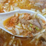 KAZE本店 - 鮟肝とチャーシューの切れ端と刻みネギの混ざったこの辛味噌スープを、このまま食べる申しわなさが君にわかるか!?