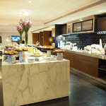 Hilton Singapore - 