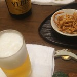 志美津や - ヱビスで乾杯！箸置きが可愛いです(笑)。