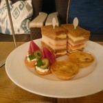 ラウンジ&バー マリンブルー(ヨコハマ グランド インターコンチネンタル ホテル) - 