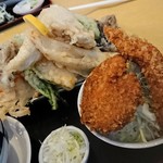 まさか - 天ぷらの量がはんぱないでしょう～！m(。≧Д≦。)m