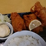 まさか - 唐揚げもデカイねぇ～！("⌒∇⌒")