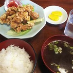 北京 - 唐揚げ定食　800円