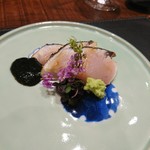 傳 - (2017年10月　訪問)鰆の造り。これも間違い無く旨いんだよね。