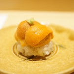 鮨 さいとう - 根室の馬糞海胆（2017/2）