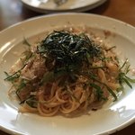 花の種 - 梅干しとしその葉 