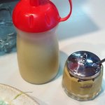 さん亭 - ドレッシングandマスタード