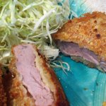 さん亭 - 焼きヒレかつ断面アップ