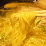 チャーリー - アップで麺です。この値段で文句は無しですよね。？