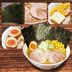 むつみ屋 - ＋150円でお値打ちトッピングのでら盛り