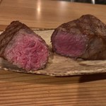 小石川 中勢以 - 近江牛 ヒウチ断面