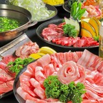 Yakiniku Shubou Mizubashou - ■4,980円（税込）
      ルスツ産もち豚しゃぶ しゃぶ鍋と焼肉コース（全9品）
      ＋飲み放題付き
      ⇩