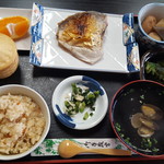 たかはし - 焼魚（マナガツオ）定食