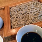 そばの実 一閑人 - おかわりの粗挽きせいろ