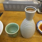 中華料理 福燕 - かめ出し紹興酒一合350円税別。二合だと600円税別。