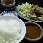 Uchuuken Shokudou - とんバラ定食