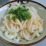 三嶋製麺所 - 冷たいうどん大で醤油かけ220円