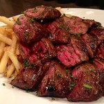 極上！ハラミのステーキ＆山盛りフレンチフライ