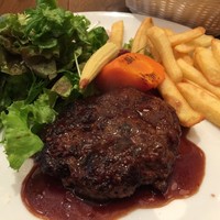 Bistro Buzz 赤坂 - 