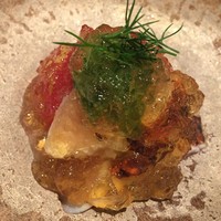 炭火割烹 白坂 - 炭火で炙った金目鯛とトマトにポン酢ジュレ掛け
