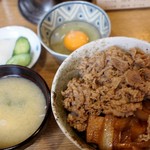 なんどき屋 - 牛飯セット、卵   630円