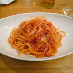 giocattoli - ベーコンと玉ねぎのトマトソース