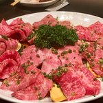 天山 - とってもいい肉コース4人前分