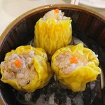 LEGEND SEAFOOD RESTAURANT - 最高点の海老シュウマイ