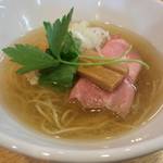 寿製麺よしかわ - 端麗で旨味濃厚なスッキリした味わい☆