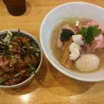 寿製麺よしかわ - 唐揚げ丼と芳醇真鯛そば。