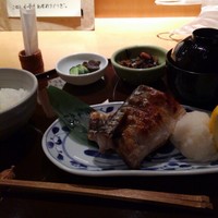 伊豆の旬 やんも 丸の内店 - 