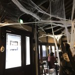 灯屋 - ハロウィン仕様の店内