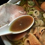 一条流がんこ総本家分家四谷荒木町 - 旨味が詰まったタレ無しスープ