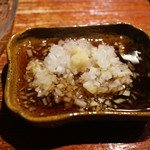 富小路 やま岸 - 鰹は玉葱醤油で