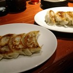 さえもん餃子 - 納豆餃子とさえもん餃子