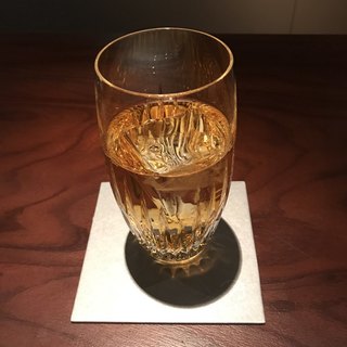 ビー・バー・マルノウチ -