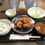 Makotoya - 手羽先タレからあげ定食　８８５円