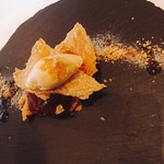 レストラン マノワ - りんごのタルト