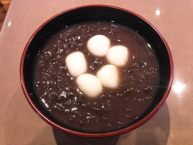 和菓子屋のカフェにて うまい白玉ぜんざい By Soutaそーた 茶寮 風月堂 甲府 甘味処 食べログ 和菓子屋のカフェにて うまい白玉ぜんざい By Soutaそーた 茶寮 風月堂 甲府 甘味処 食べログ
