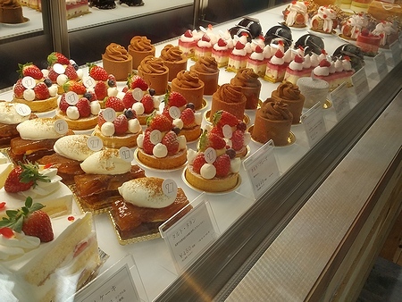 ショートケーキとダージリン By たかぽん パティスリー ヴァンセット Patisserie 27 市役所前 ケーキ 食べログ ショートケーキとダージリン By たかぽん パティスリー ヴァンセット Patisserie 27 市役所前 ケーキ 食べログ
